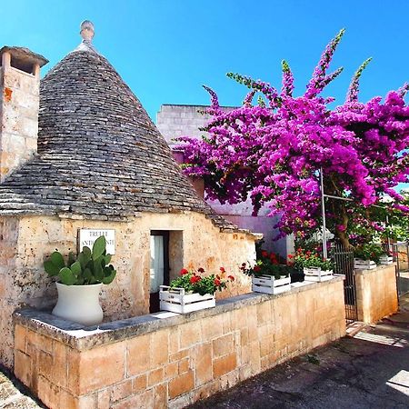 アルベロベッロ Trulli Antica Fonte Bed & Breakfast エクステリア 写真