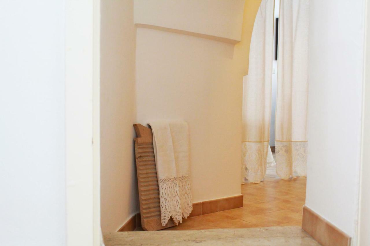 アルベロベッロ Trulli Antica Fonte Bed & Breakfast エクステリア 写真