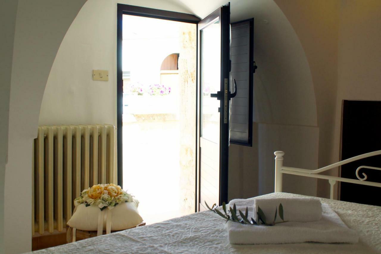 アルベロベッロ Trulli Antica Fonte Bed & Breakfast エクステリア 写真